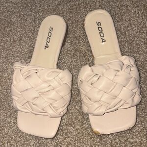 Soda Women's Cream Woven Slide Sandals